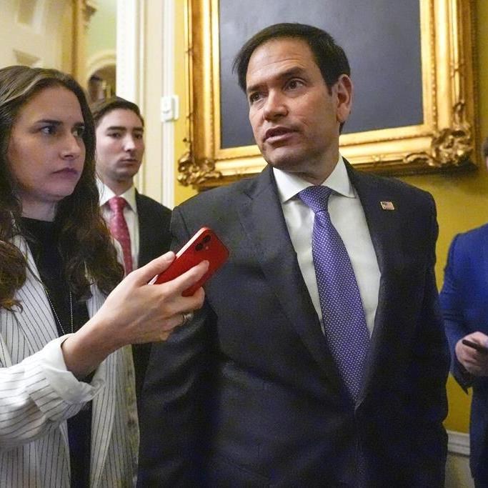 Senate advances renewal of key US surveillance program as detractors seek changes